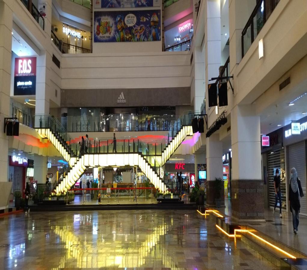Kl Berjaya Times Square Service Apartment كوالالمبور المظهر الخارجي الصورة